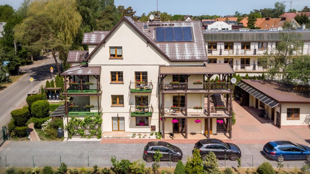 Sun & Wine Hotel Pobierowo Exterior photo
